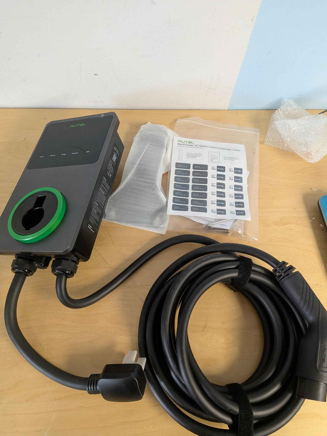 Autel Level 2 EV Charger 40 Amp Smart AI Electric Vehicle (EV) Charger, Wi-Fi an