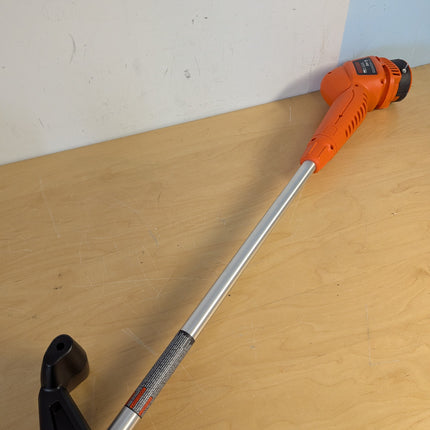 BLACK+DECKER Corded String Trimmer with Auto Feed, 4.4 Amp Motor, Edge Guide, 13