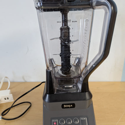 Ninja 1000 Watt High Powered 72 Ounce Durable Sleek Professional Blender, Black