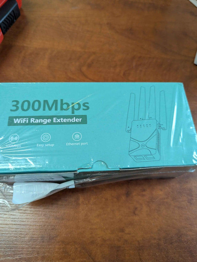 WiFi Extender Signal Booster, 15599 Sq.ft Long Range Internet Extender WiFi Boos