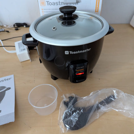 Toastmaster Electric Rice Cooker - Large Capacity for Soups, Oatmeal & More - Au