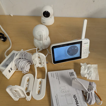 VTech VM924-2 Pan & Tilt Video Baby Monitor with 2 Cameras, 5" LCD Screen, Up to