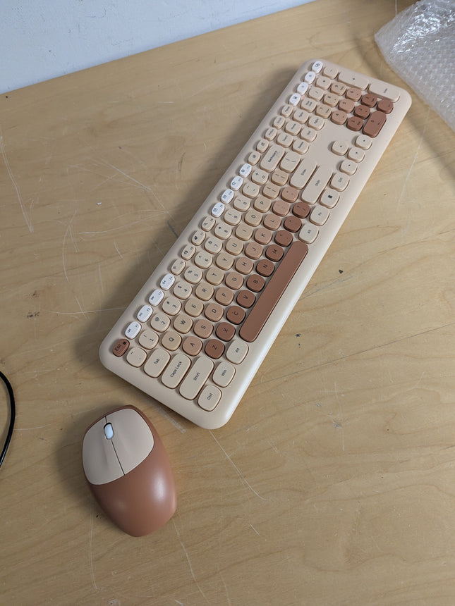 Keyboard and Mouse Combo, 2.4Ghz Gaming Keyboard and Mouse, Retro Cute Keyboard