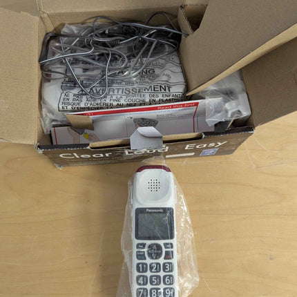 PANASONIC KX-TGM420W Amplified Cordless Phone with Digital Answering Machine, 1