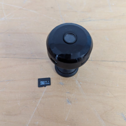 Mini camera with 32 gb sd card usb-c charged