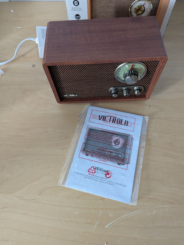 Victrola Willow – Retro Wood Bluetooth Radio with Built-in Speakers: Elegant & V