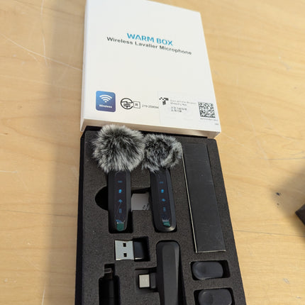 Wireless Lavalier Microphone for iPhone, iPad, Android Phone，2-Pack Mini Microph