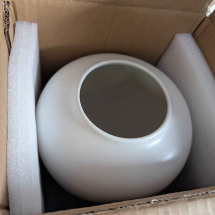 GeLive Short Round White Ceramic Vase Table Centerpiece Moon Jar Jingdezhen Hand