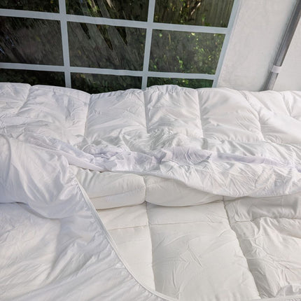 ChiXpace Dual Layer 4 Inch Memory Foam Mattress Topper Queen - 2 Inch Gel Memory