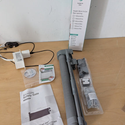 Retractable safety gate 140cm/55inch max opening, 36cm/14.2in height, gray
