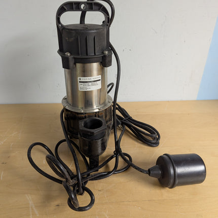 FOTING 1HP Submersible Sump Pump, Sewage/Effluent Pump 5600 GPH with 40 ft Lift, Cast Iron Heavy Duty with Float Switch