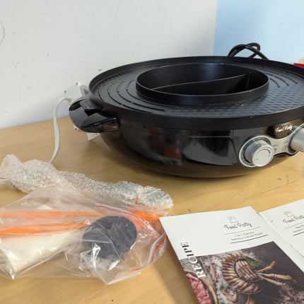 Food Party Hot Pot Electric Korean BBQ Grill Smokeless Indoor 2 in 1 Combo Hotpo