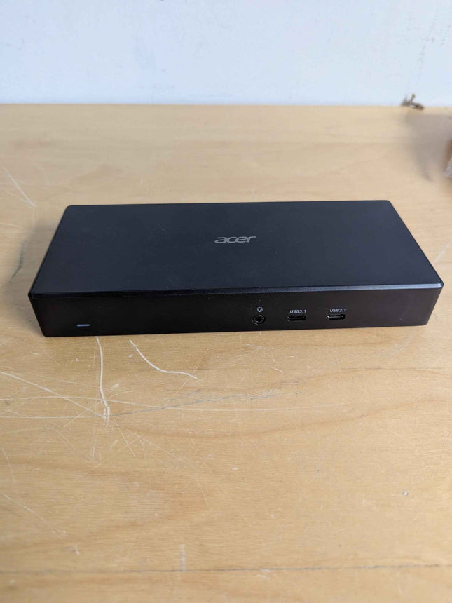 Acer USB Type-C Dock M501 | 1 x HDMI 2.0 Ports | 1 x Display Port 1.4 | 2 x USB