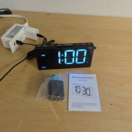GOLOZA Digital Alarm Clocks for Bedrooms, Digital Clock with 4 Level Brightness