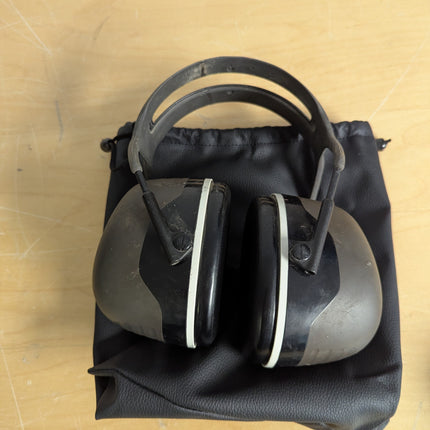 (Used - fair) 3M, X5A, Peltor X5 Earmuffs X5A/37274(AAD), Over-the-Head