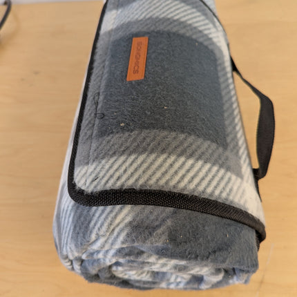 SONGMICS Picnic Blanket, 76.8 x 59.1inch, Large Mat for Camping, with Waterproof