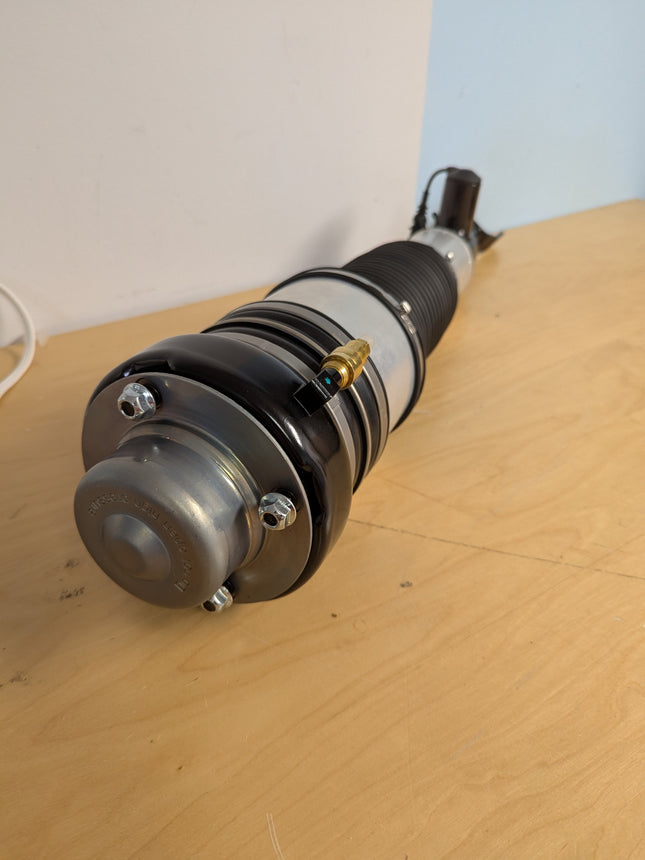 AIRSUSFAT Front Right Left Air Suspension Shock Absorber For Audi A6 C6 4F S6 Qu