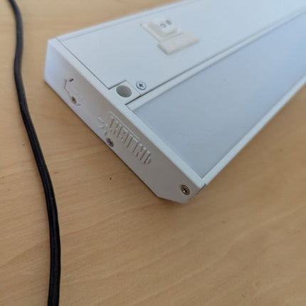 GETINLIGHT 48-inch 3 Color Levels LED Under Cabinet Lighting, Hardwired or Plugg