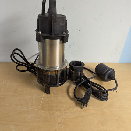FOTING 1HP Submersible Sump Pump, Sewage/Effluent Pump 5600 GPH with 40 ft Lift, Cast Iron Heavy Duty with Float Switch