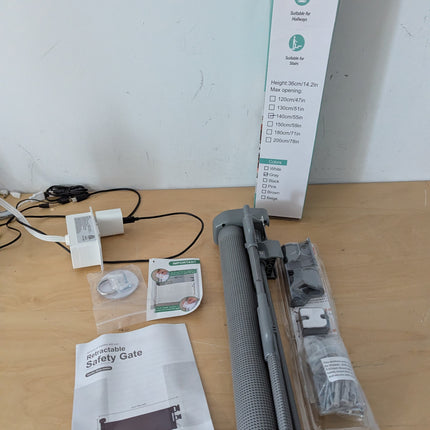 Retractable safety gate 140cm/55inch max opening, 36cm/14.2in height, gray