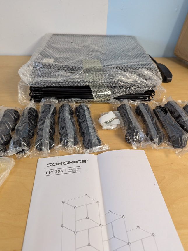 SONGMICS 6 Cube Storage Organizer, DIY Closet Shelf, Plastic Clothes Organizer,