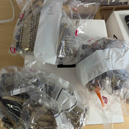 Reobrix 77006 Technic MG42 Building Blocks Set, Made of Clamp Blocks with 1886 P