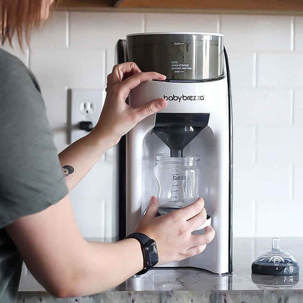 Baby Brezza Formula Pro Advanced Formula Dispenser Machine - Automatically Mix a