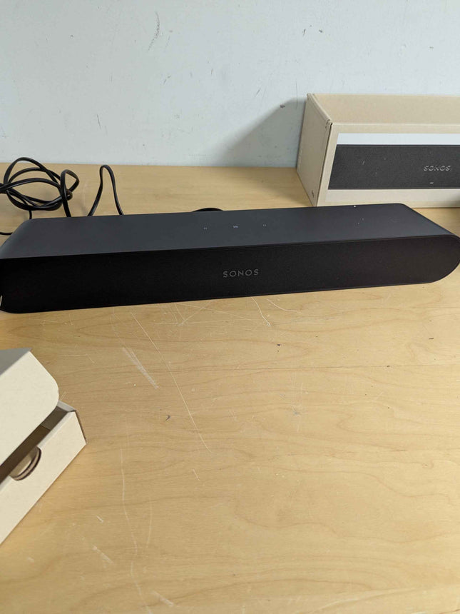 Sonos Ray - Black - Compact Soundbar