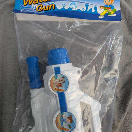 Extra Large Water Guns for Kids, Super Squirt Gun Water Soaker Blaster High Capa
