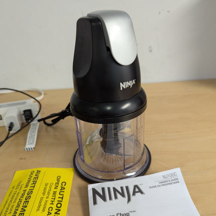 Ninja NJ100C, Express Chop For Chopping, Mincing, and Pureeing, Black, 200W (Can