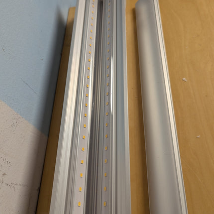 Actual unit: 4 Barrina T8 grow lights with cords & mounting kit