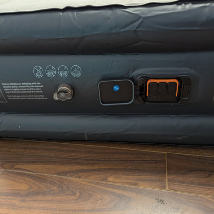 Actual unit: COMMOUDS queen air mattress inflated