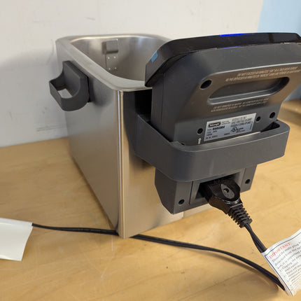 Actual unit: De'Longhi Livenza deep fryer without top lid