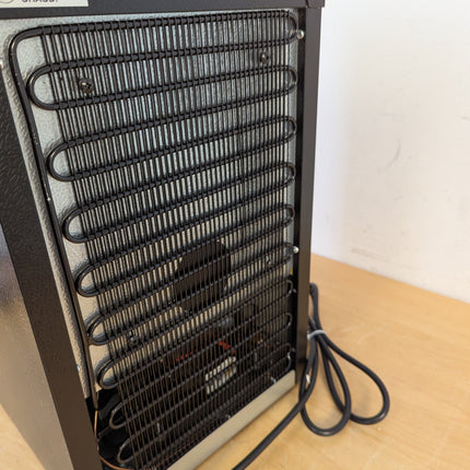 Actual unit: EUHOMY 18L beverage refrigerator