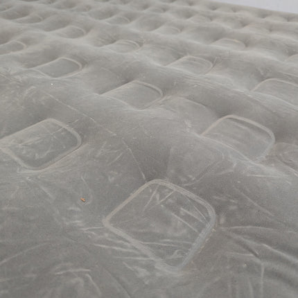 Actual unit: Lewondr queen air mattress inflated