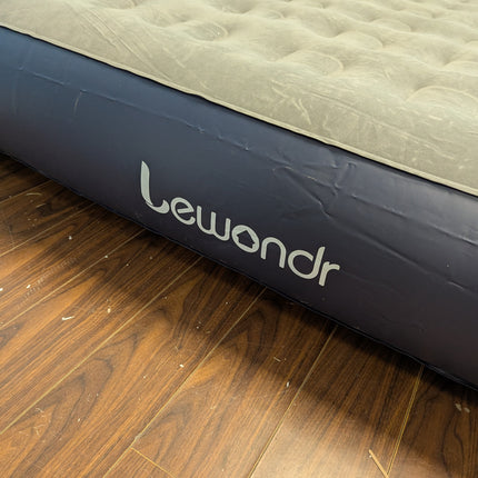Actual unit: Lewondr queen air mattress inflated