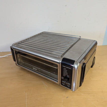 Actual unit: Ninja Foodi SP101C air fry oven, side angle