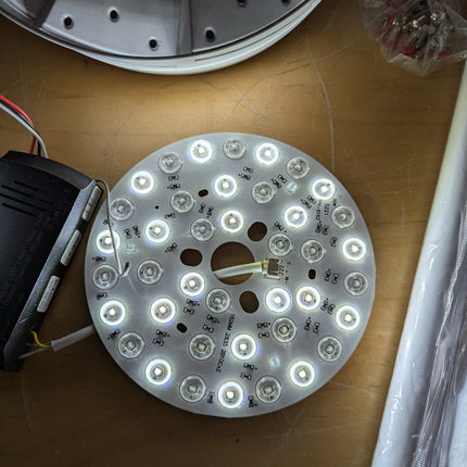 Actual unit: Phylluz 60 in fan parts, LED kit and remote